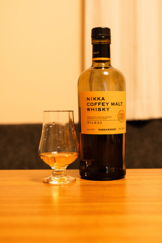 ニッカカフェモルト　ストレート