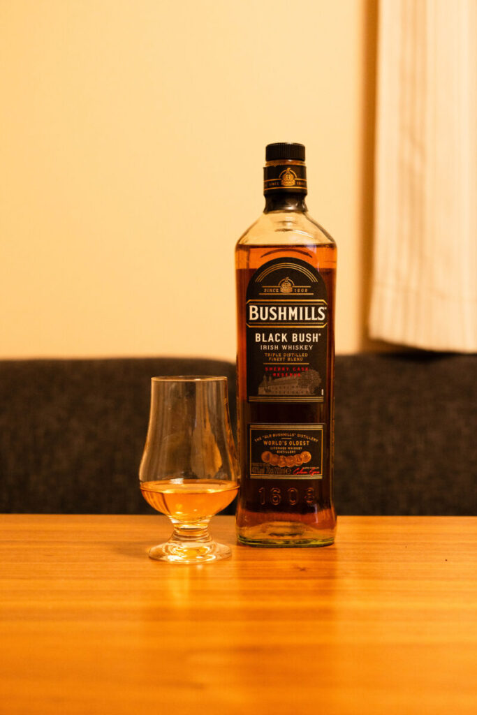 ブッシュミルズ ブラックブッシュ
ストレート